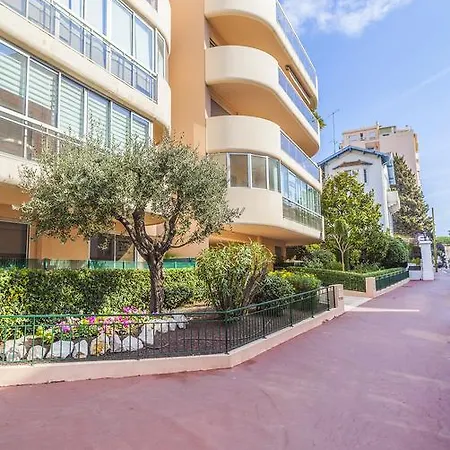 Superb Alexandre Iii * Cannes